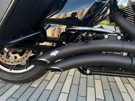 2017 Harley-Davidson Road King, чёрный, 1200000 рублей, вид 2