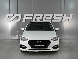 2017 Hyundai Solaris II, белый, 1389000 рублей, вид 3