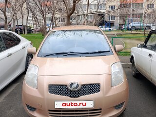 2005 Toyota Vitz II (XP90), коричневый, 450000 рублей, вид 1