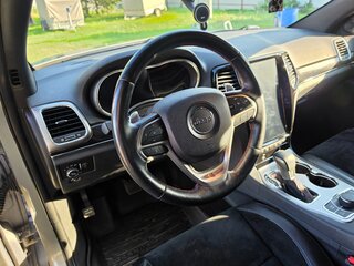 2017 Jeep Grand Cherokee IV (WK2) Рестайлинг, серый, 3150000 рублей, вид 5