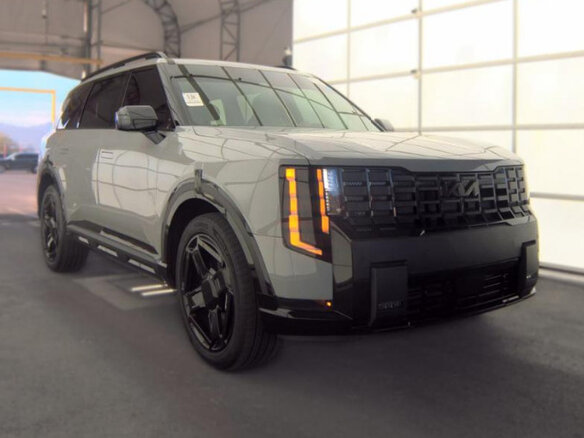 2026 Kia Telluride II, серый, 8350000 рублей - вид 3