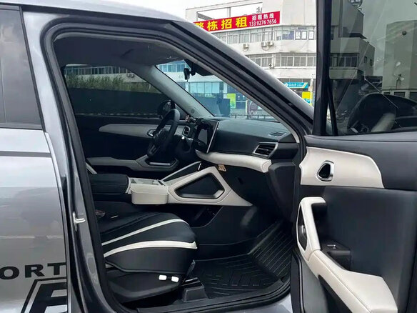 2026 BYD Yuan Up 45.12 kWh, серый - вид 16