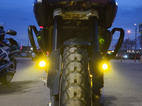 2017 Suzuki V-Strom 1000, чёрный, 600000 рублей - вид 18