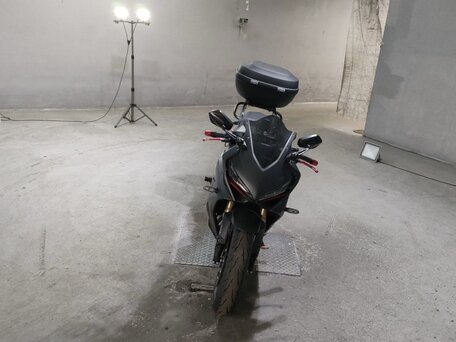 2020 Honda CBR 650R, чёрный, 724000 рублей, вид 3