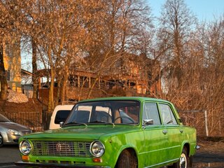 1977 Lada (ВАЗ) 21011, зелёный, 160000 рублей, вид 1