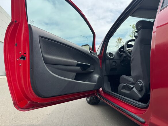 2008 Opel Corsa D, красный, 380000 рублей - вид 24