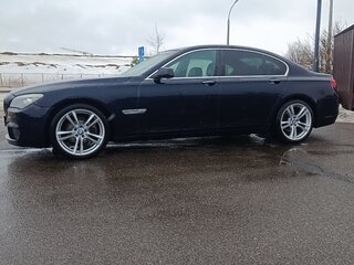 2011 BMW 7 серии 740d xDrive V (F01/F02/F04), синий, 1550000 рублей, вид 5
