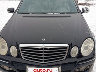 2008 Mercedes-Benz E-Класс 280 III (W211, S211) Рестайлинг, чёрный, 450000 рублей, вид 3