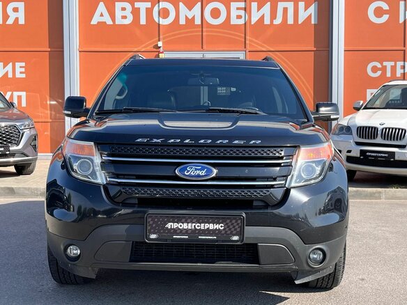 2013 Ford Explorer V, чёрный - вид 1