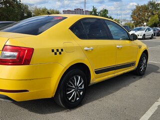 2018 Skoda Octavia III (A7) Рестайлинг, жёлтый, 740000 рублей, вид 5