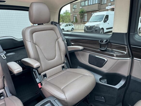 2021 Mercedes-Benz V-Класс Long 300 d длинный III (W447) Рестайлинг, серый, 7760000 рублей - вид 33