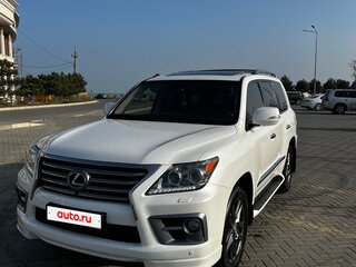 2013 Lexus LX 570 III Рестайлинг, белый, 4200000 рублей, вид 1