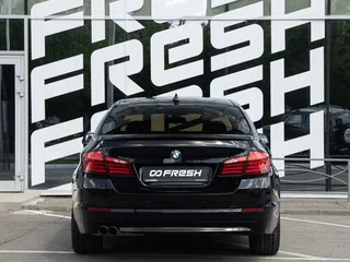 2013 BMW 5 серии 520i VI (F10/F11/F07), чёрный, 1880000 рублей, вид 4