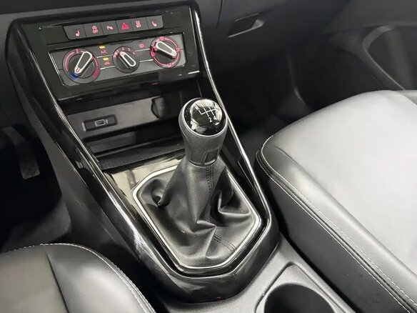 2023 Jetta VS7 I Рестайлинг 1, белый, 1400000 рублей - вид 8