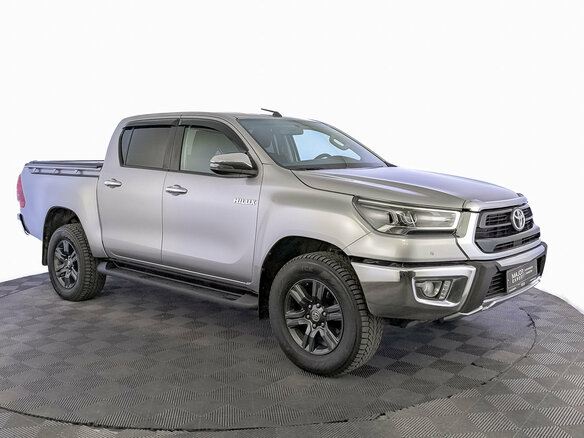 2022 Toyota Hilux VIII Рестайлинг 2, серебристый - вид 2