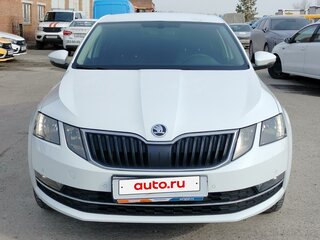 2020 Skoda Octavia III (A7) Рестайлинг, белый, 1780000 рублей, вид 5