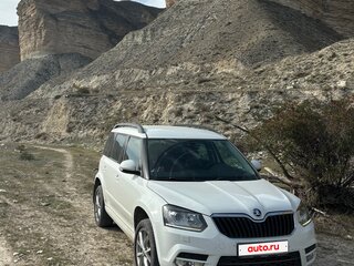 2016 Skoda Yeti I Рестайлинг, белый, 1600000 рублей, вид 5