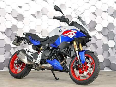 2025 BMW F 900 XR, белый, 1339000 рублей, вид 1
