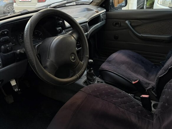 2001 Daewoo Nexia I, белый, 210000 рублей - вид 9