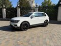 2017 Volkswagen Tiguan II, белый, 2250000 рублей