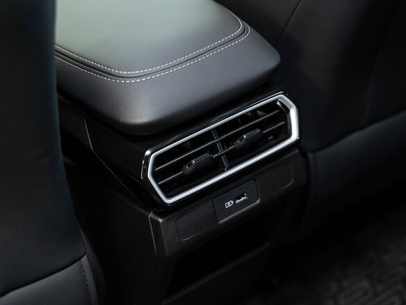 2026 Geely Cityray, белый, 2849840 рублей - вид 18