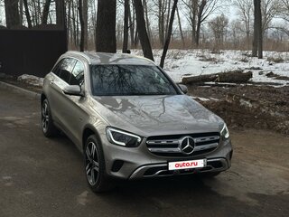 2020 Mercedes-Benz GLC 300 e I (X253) Рестайлинг, серый, 4280000 рублей, вид 5