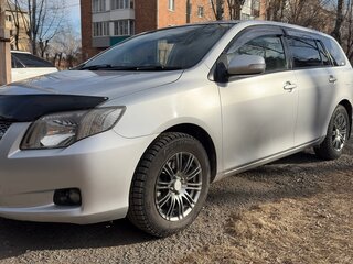 2007 Toyota Corolla Fielder X (E140, E150), серебристый, 800000 рублей, вид 1