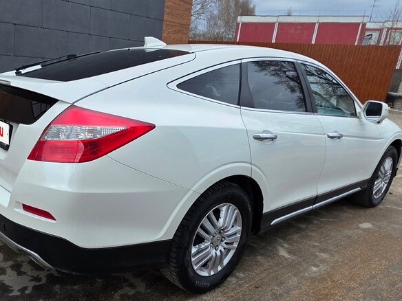 2014 Honda Crosstour I Рестайлинг, белый, 1590000 рублей - вид 8