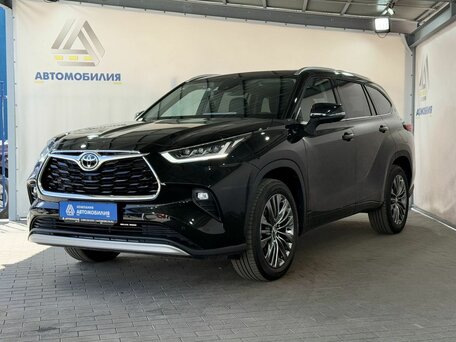 Toyota Highlander IV (XU70)