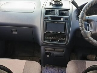 1997 Toyota Ipsum I (M10), белый, 350000 рублей, вид 3