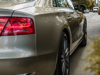 2011 Audi A8 III (D4), бежевый, 2000000 рублей, вид 5