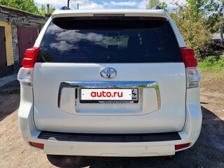 2013 Toyota Land Cruiser Prado 150 Series, белый, 3100000 рублей, вид 4