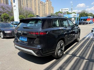 2025 Volkswagen Teramont Pro II (China Market), чёрный, 5450000 рублей, вид 3