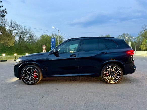 2024 BMW X5 40i IV (G05/G18) Рестайлинг, синий, 8800000 рублей - вид 13