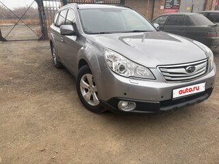 2010 Subaru Outback IV, серебристый, 1300000 рублей, вид 2