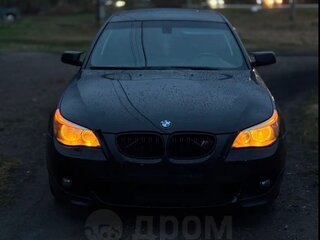 2003 BMW 5 серии 525i V (E60/E61), чёрный, 900000 рублей, вид 1