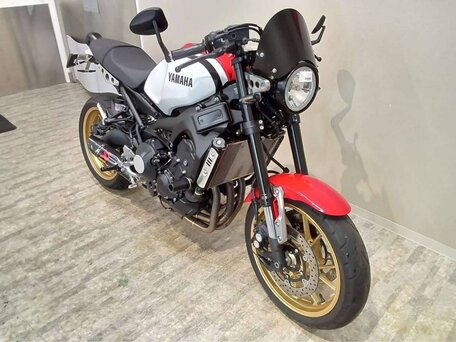 2020 Yamaha XSR900, белый, 850000 рублей, вид 4