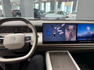 2026 Volkswagen ID.Era 9X 65.2 kWh, серый, 9880000 рублей, вид 4