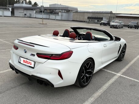 2019 BMW M8 Competition I (F91/F92/F93), белый, 10580000 рублей, вид 3