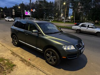 2004 Volkswagen Touareg I, серый, 750000 рублей, вид 3