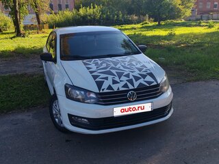 2018 Volkswagen Polo V Рестайлинг, белый, 570000 рублей, вид 2