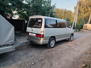 1998 Toyota Granvia I, серебристый, 1100000 рублей, вид 3