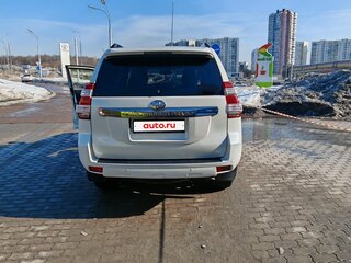 2015 Toyota Land Cruiser Prado 150 Series Рестайлинг 1, белый, 3700000 рублей, вид 5