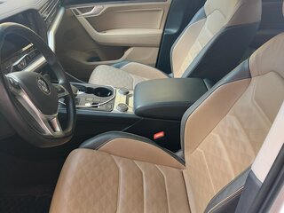 2019 Volkswagen Touareg III, белый, 4850000 рублей, вид 5