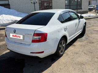 2015 Skoda Octavia III (A7), белый, 1000000 рублей, вид 4
