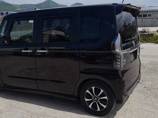 2017 Honda N-BOX I Рестайлинг, чёрный, 1300000 рублей, вид 1