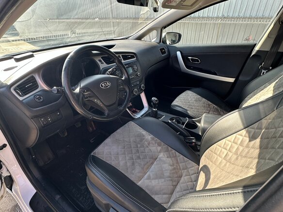 2013 Kia Ceed II, белый, 1070000 рублей - вид 13