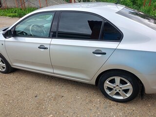 2014 Skoda Rapid I, серебристый, 900000 рублей, вид 5