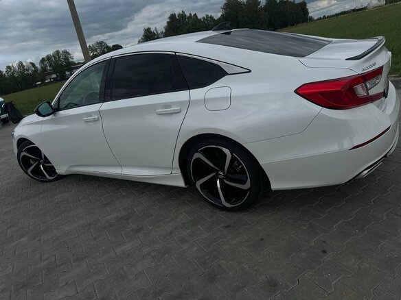 2022 Honda Accord X Рестайлинг, белый, 1900000 рублей - вид 7