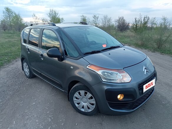 2010 Citroen C3 Picasso I, серый, 450000 рублей